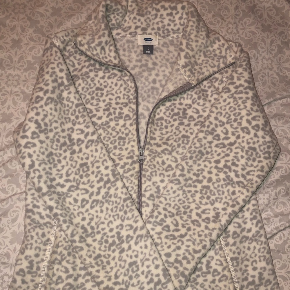 Old Navy hardly worn zip up sweatshirt